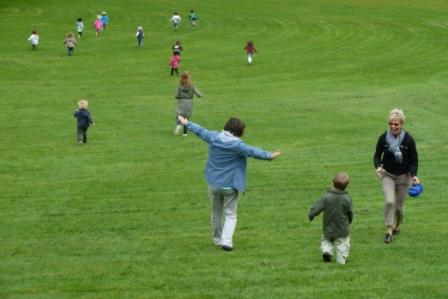 Spiel und Spaß im Farwickpark © Montessori-Kinderhaus Farwickpark